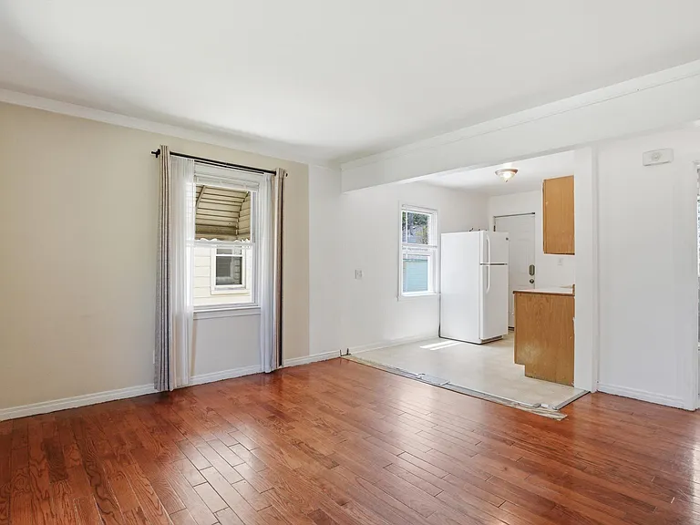 3432 Woodside St — Photo 10