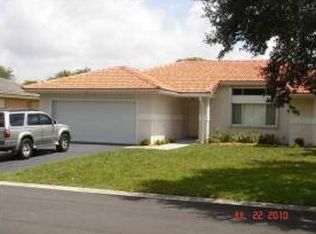 9852 NW 28th Ct, Coral Springs, FL 33065