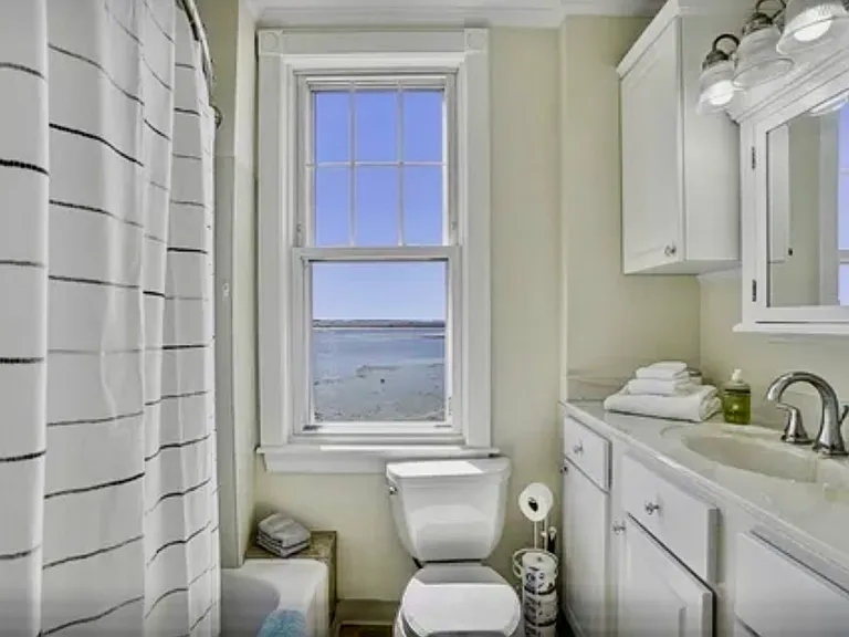 163 Coleridge St #1 — Photo 10