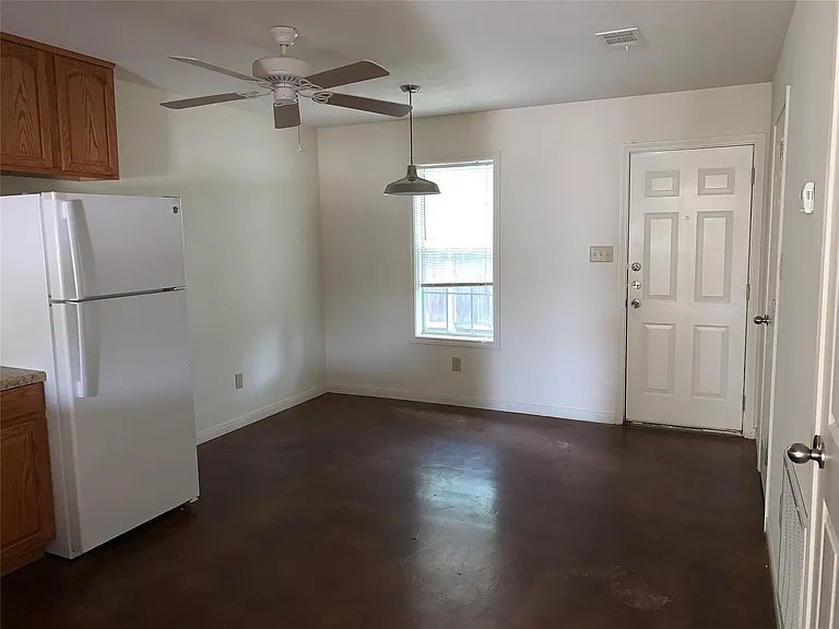 4504 College Main St #114 — Photo 16