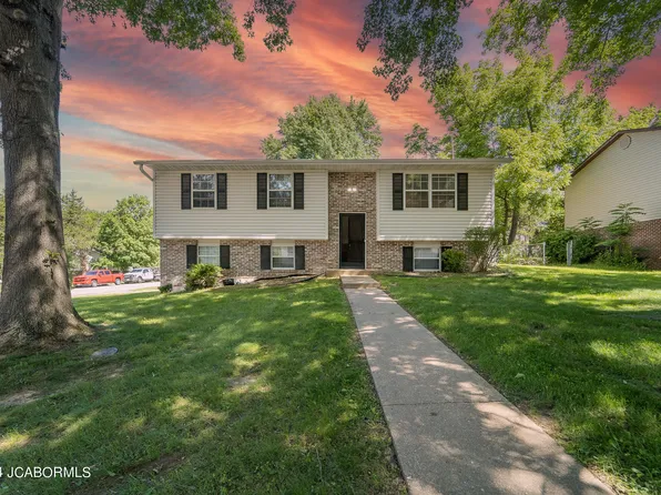 5428 Bret Ct, Jefferson City, MO 65109