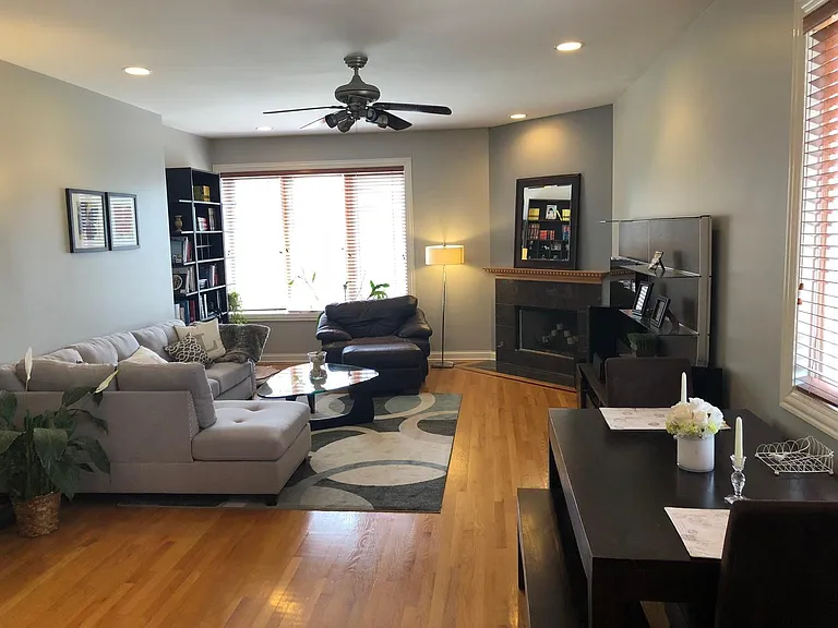 2250 W Chicago Ave #203 — Photo 1