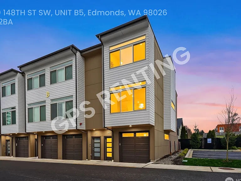 5020 148th St SW #B5 — Photo 11