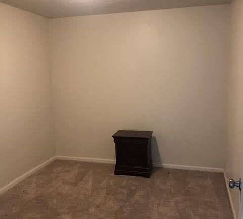4th image of 2520 Beach Ave Unit A