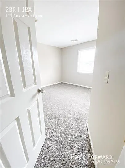 115 Bradford Dr — Photo 9