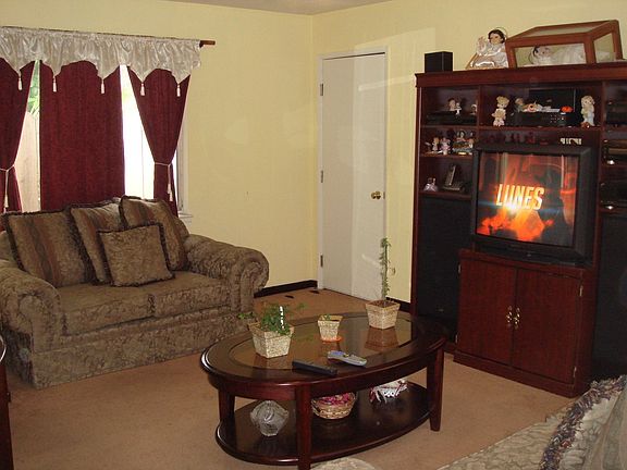 4th image of 2808 11th St