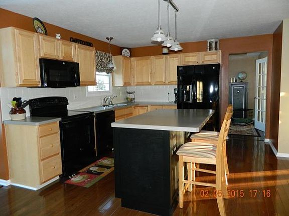 4th image of 5611 Burnett Dr S