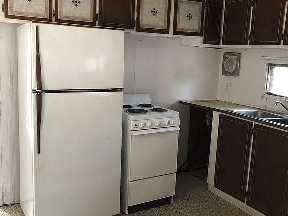 5th image of 54 Gray Ave