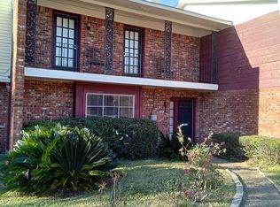 906 E Kings Hwy, Shreveport, LA 71105
