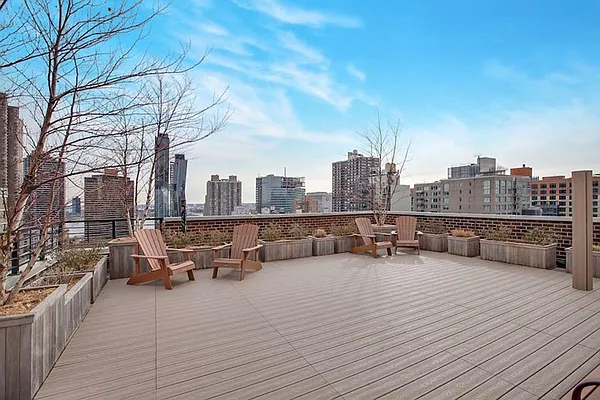 Sold by Maz Group NY | media 18