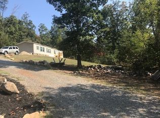 899 Cedar St, Newport, TN 37821