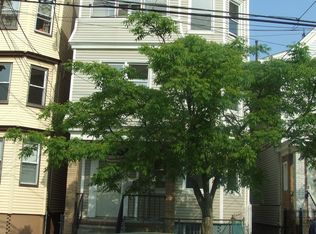 273 N 5th St, Newark, NJ 07107