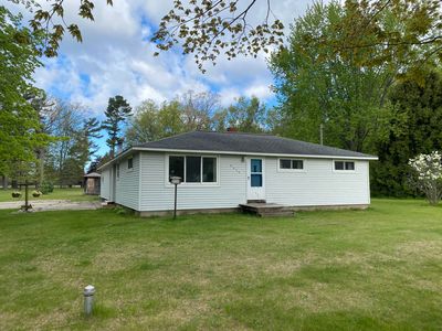 8615 Indian Bay Rd, Montague, MI, 49437