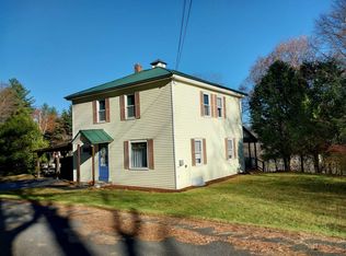 90 Deer Ave, Saint Johnsbury, VT 05819