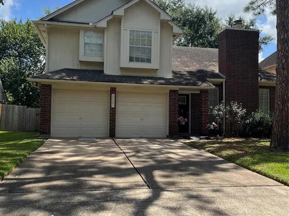 14507 Sun Harbor Dr, Houston, TX 77062