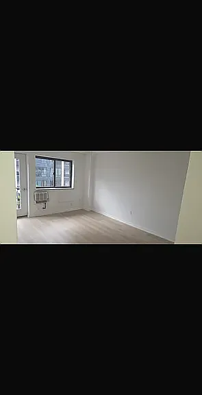 27-35 21st St #4AA — Photo 4
