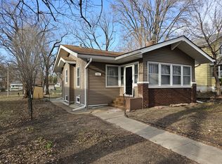 611 Sumner St, Waterloo, IA 50703