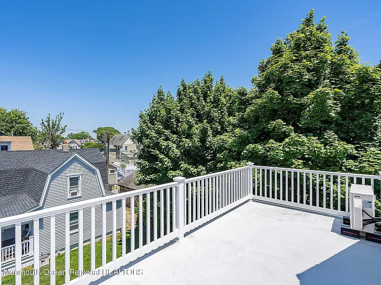 510 Garfield Ave — Photo 28
