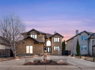 8715 160a Ave NW, Edmonton, AB T5Z3K4