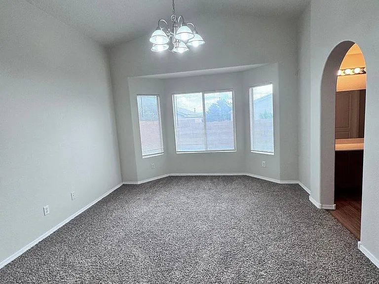800 Prairie Sage Ct SW — Photo 8