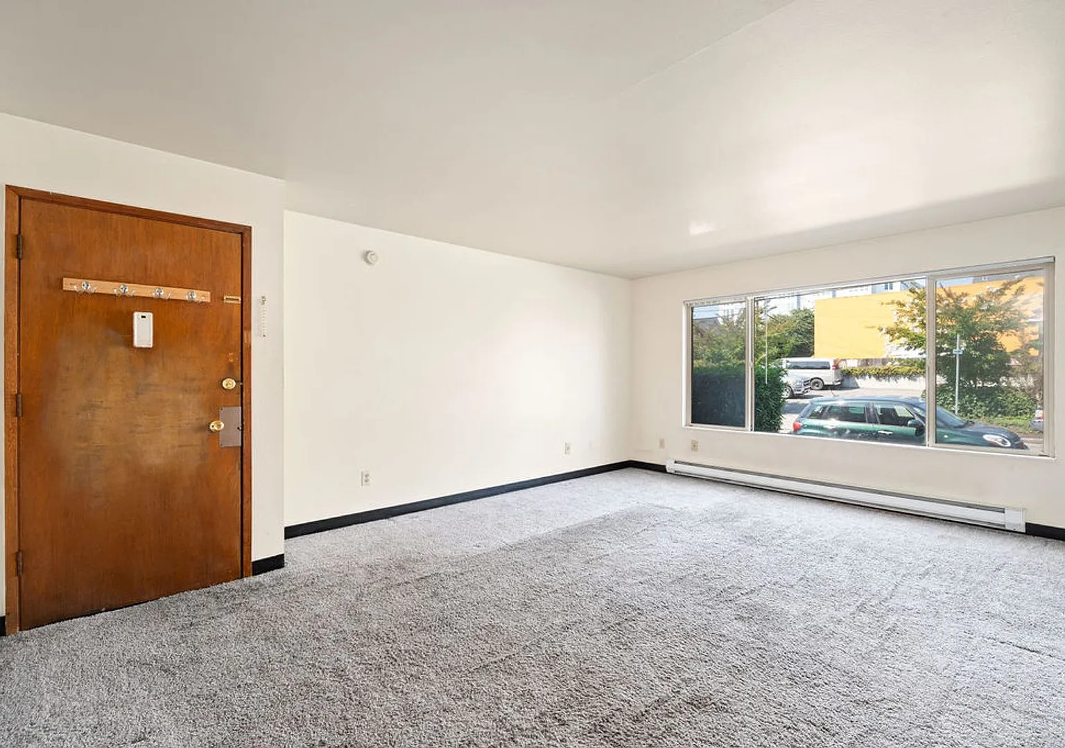 Pet-Friendly Roosevelt Retreat with Modern Kitchen | 6113 Apartments — Photo 4