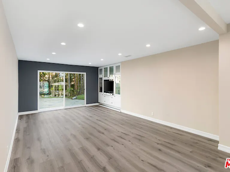 164 N Willaman Dr — Photo 14