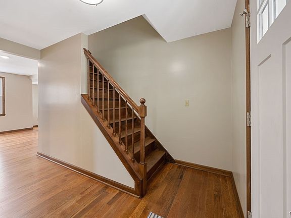 5th image of 4957 Look Kinney Cir