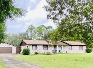 5151 Regalo Dr, Pensacola, FL 32526