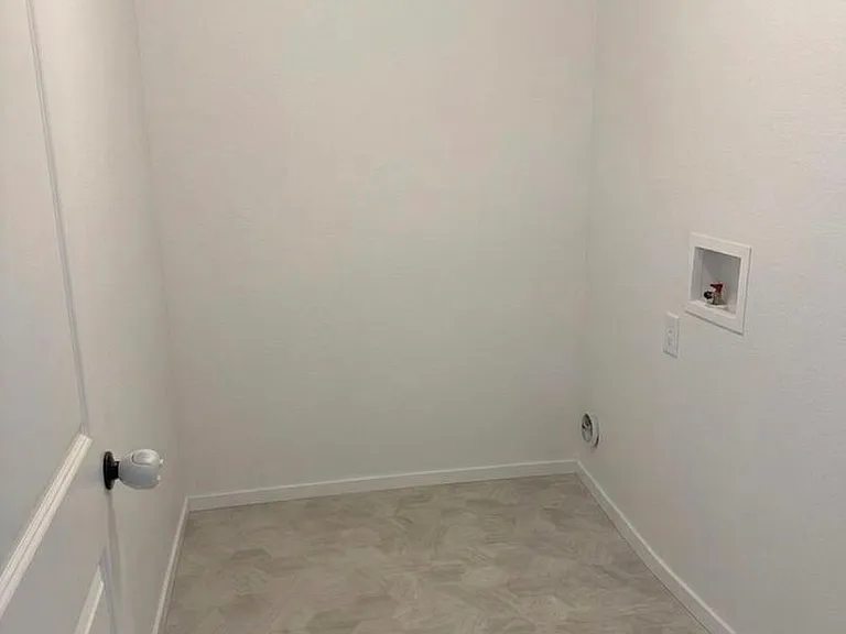 17520 E Desmet Ave — Photo 13