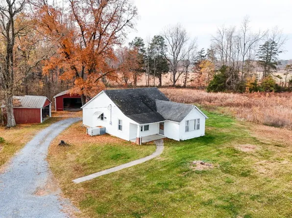 1089 Straightstone Rd, Long Island, VA 24569