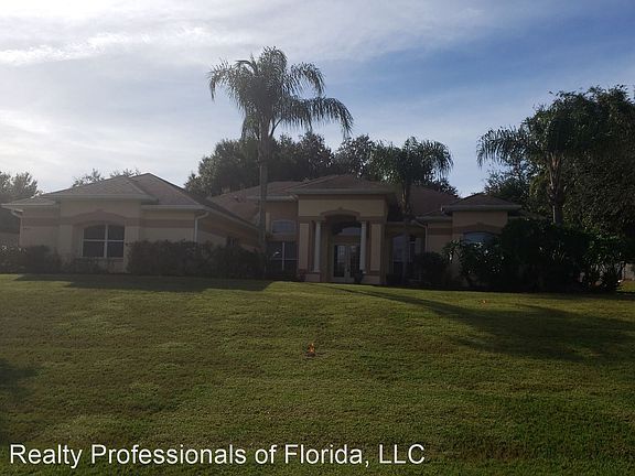 3rd image of 10615 Lake Hill Dr