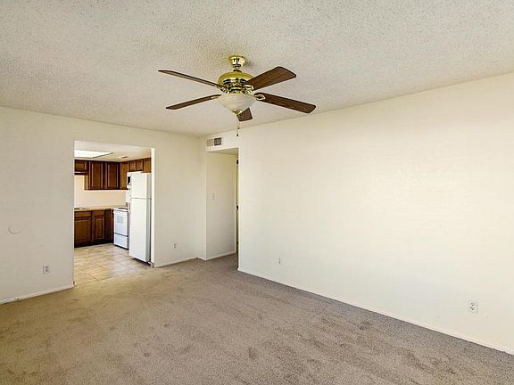 3rd image of 631 E Barrus Pl