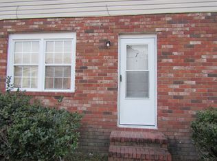 100 Hall St #7, Hinesville, GA 31313