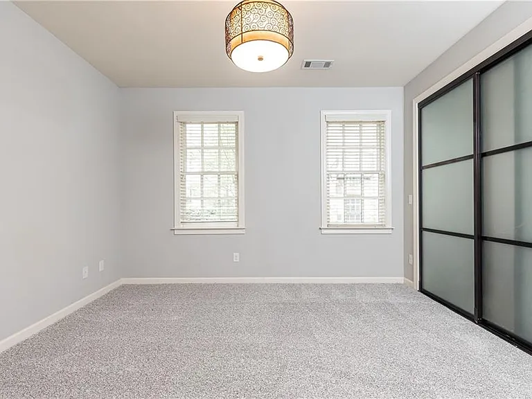 3664 Brookhaven Manor Xing NE — Photo 11