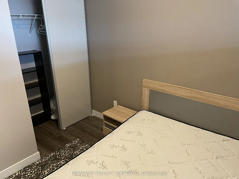 250 Albert St #720 — Photo 21