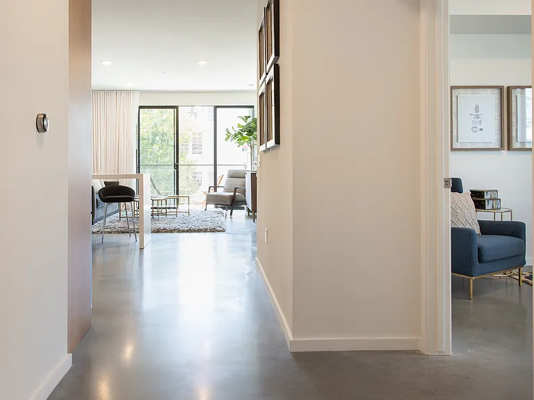 Frame Mar Vista — Photo 20