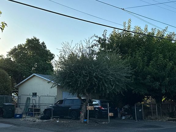 3rd image of 356 S Del Mar Ave
