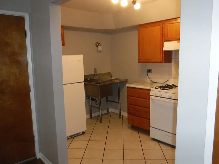 8700 S Merrill Ave — Photo 13