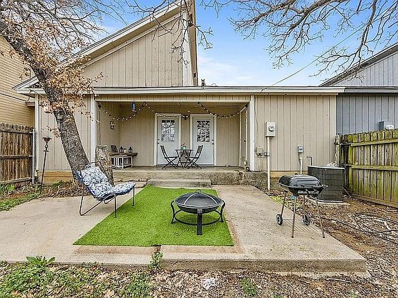 3rd image of 1214 Elm Ct