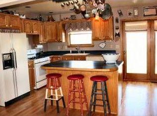 74103 Kanie Rd, Romeo, MI 48065