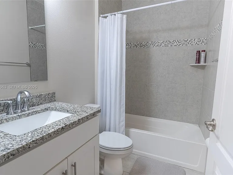 10609 SW Vasari Way — Photo 10