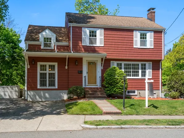 12 Maple Rd, Melrose, MA 02176