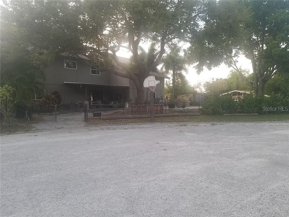 1st image of 11470 77th Ct N