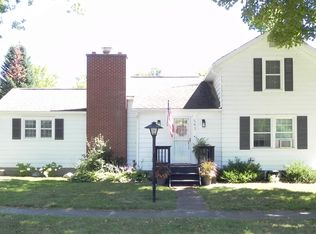 543 Elm St, Colon, MI 49040