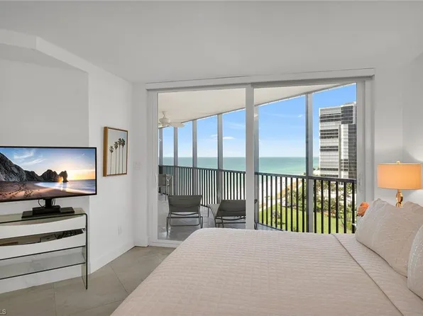 4651 Gulf Shore BLVD N #1006, NAPLES, FL 34103