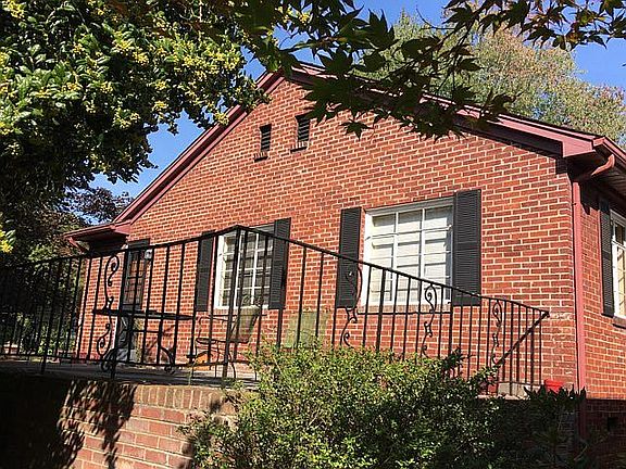 2nd image of 510 Lumbardy Dr