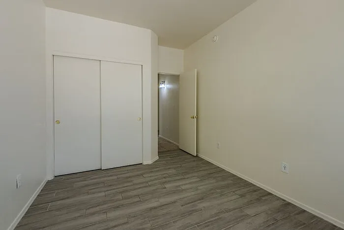258 E Camino Limon Verde — Photo 19