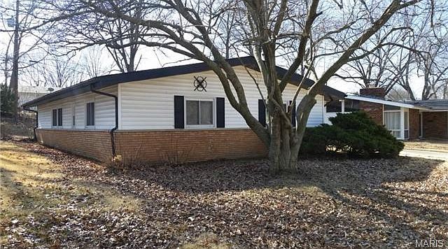 1st image of 3210 Kingsley Dr