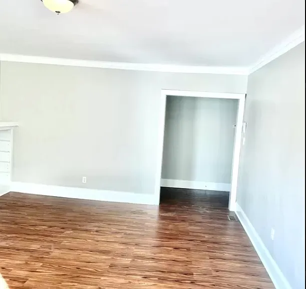 6046 S Rhodes Ave #1 — Photo 3