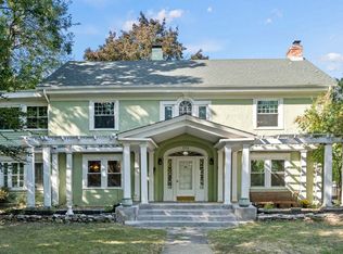 902 W Wildwood Ave, Fort Wayne, IN